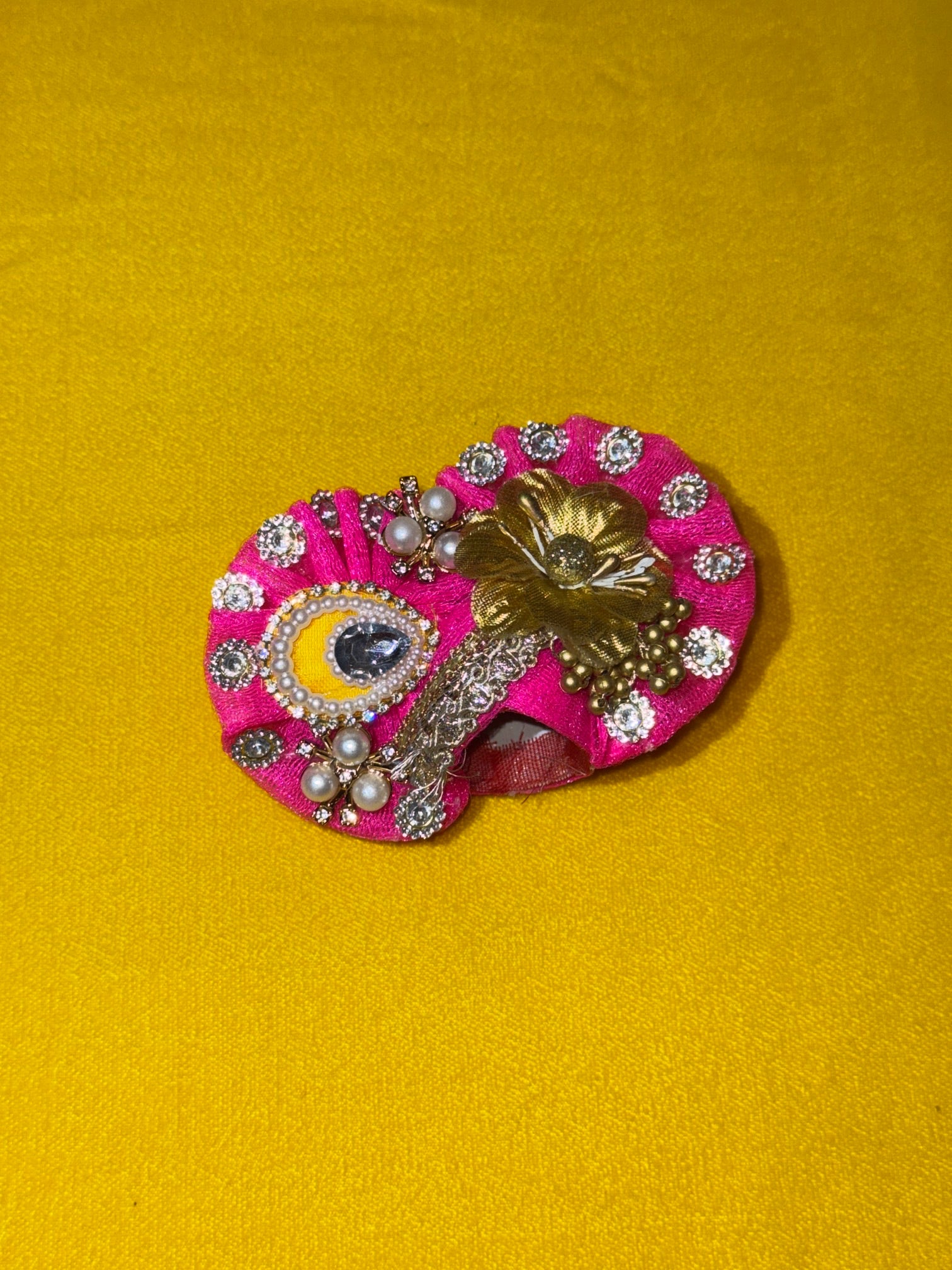 Pink Yellow Colour Beautiful Ladu Gopal Dress + Padgi + Patka